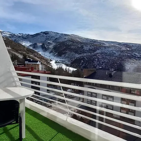 Plaza Pradollano Edificio Montblanc * Сьєрра-Невада