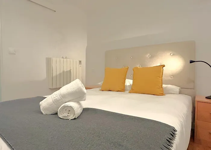 Plaza Pradollano Edificio Montblanc *